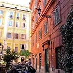 Trevi Qq Bed & Breakfast