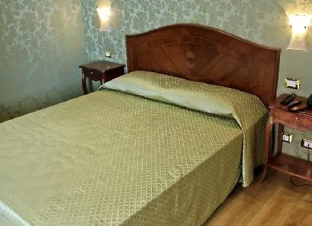 Bed & Breakfast Trevi Qq Řím